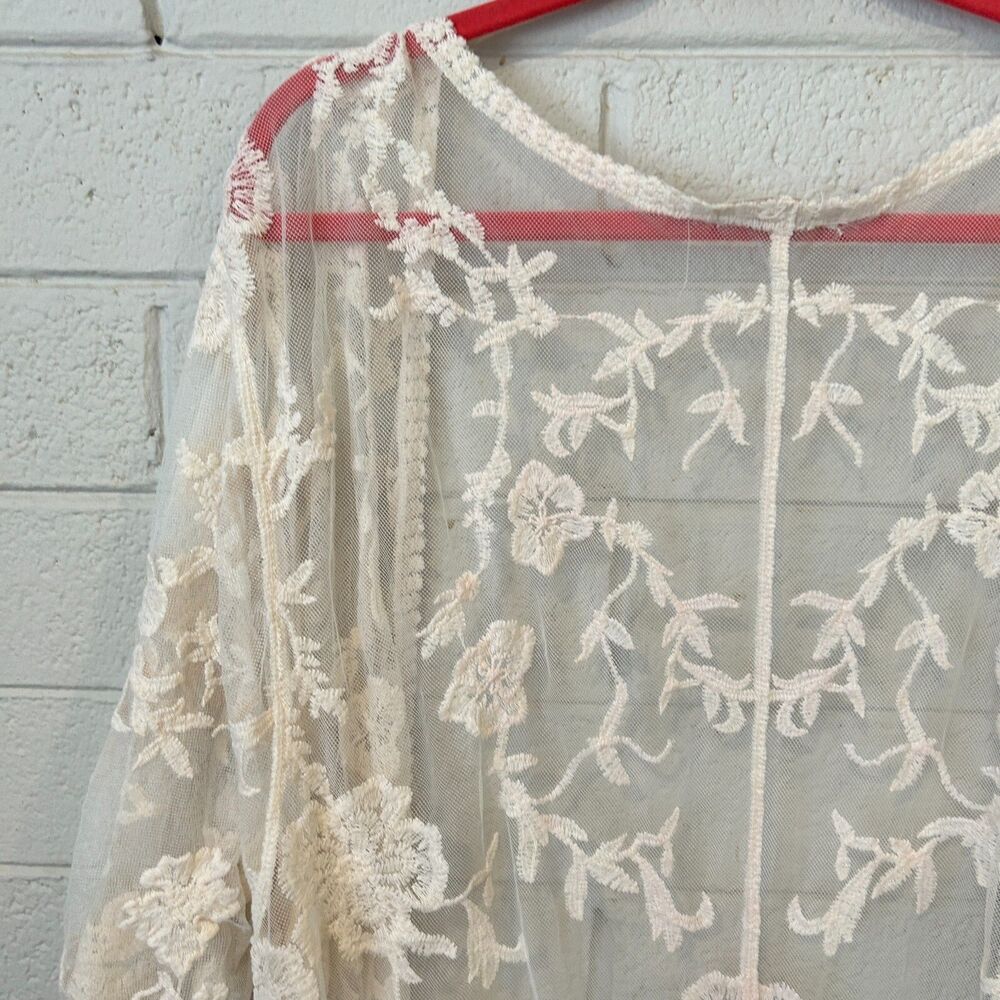 #8272 Adiva Women's Large lace duster - Picture 7 of 12